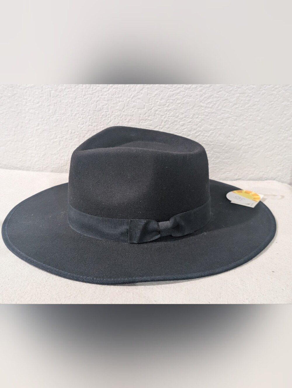 New C&C California women's fedora hat black felt one size dressy classic modern